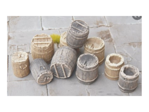 JUW23415 - 10 houten vaten