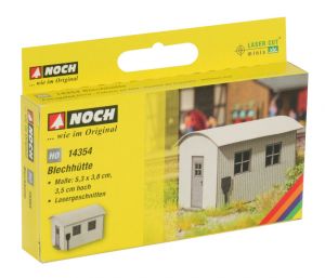 NOC14354 - Hut imitatie plaatwerk om in elkaar te zetten afmetingen 5;3 x 3;8 x 3;5 cm