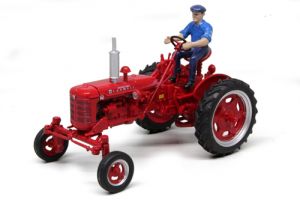 REP174 - FARMALL Super FC met chauffeur (1953)