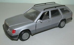CON1503GRISE - MERCEDEZ-BENZ Stationwagen Grijs