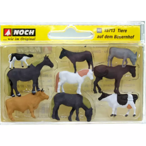 NOC15713 - Kavel van 6 paarden en 3 koeien