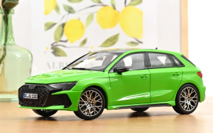 NOREV188390 - AUDI RS 3 Sportback 2025 Groen Kyalami