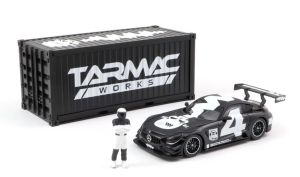 T64-008-4A4W - MERCEDES AMG GT3 #4 2018 met container en zwart-wit figuur