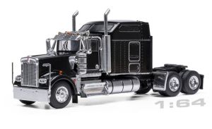 IXO64TR014B - KENWORTH W900 Sleeper Cab 6x4 1990 Zwart