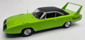 IXO-U43RDC008 - PLYMOUTH Road Runner Superbird 1970 Groen