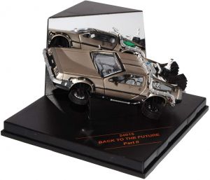 VIT24015 - Delorean DMC 12 vliegende versie van de film Back to the Future II