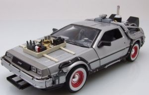 WEL22444 - DELOREAN DMC 12 Terug naar de toekomst; aflevering 3