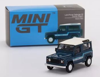 MGT00353-R - LAND ROVER Defender 90 county wagon RHD Blauw stratos