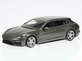 MNC0207610H - PORSCHE panamera turbo grijs metallic