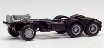 HER085120 - IVECO Trakker 6x6 chassis - 2 stuks