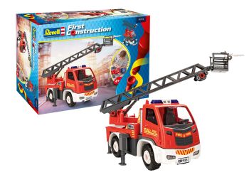 REV00914 - Mijn eerste speelgoed om te bouwen - Brandweerwagen met ladder