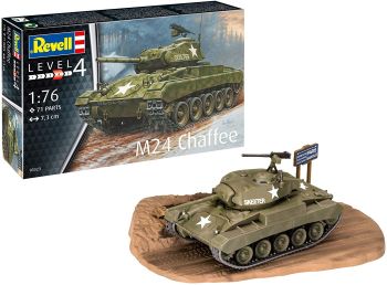 REV03323 - M24 CHAFFEE-tank om te monteren en te schilderen