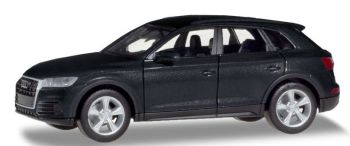 HER038621-003 - AUDI Q5 Metallic Zwart