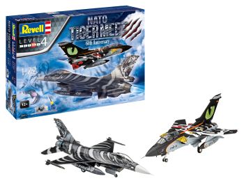 REV05671 - Geschenkset NATO Tiger Meet - 60-jarig jubileum om in elkaar te zetten en te schilderen