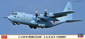 HAW10699 - Vliegtuig C-130H Hercules - Air Self Defence Force Combo om in elkaar te zetten en te schilderen