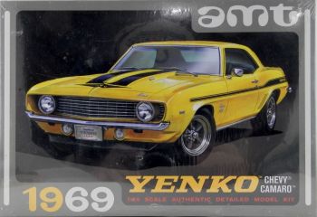 AMT1093/12 - CHEVROLET Camaro Yenko 1969 geel om te monteren en te schilderen