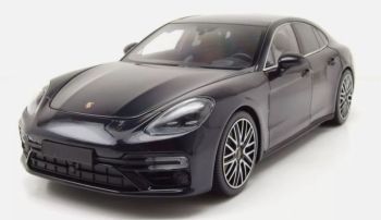MNC113061075 - PORSCHE Panamera Turbo S 2020 donkerblauw metallic