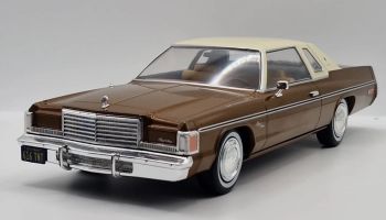 WBXWB124261 - Dodge Royal Monaco Coupé uit 1977, bruin en beige