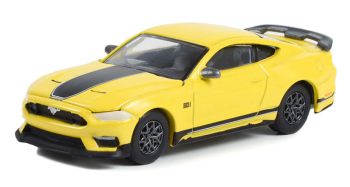 GREEN13320-F - FORD mustang mach 1 2021 geel uit de GL MUSCLE serie in blisterverpakking
