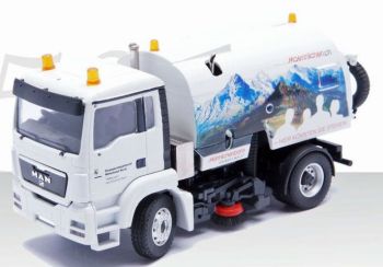 CON71212/02-L - Veegmachine MAN TGS - MANNLICHEN