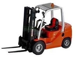 ROS00148 - BT Cargo heftruck Met 1 pallet Schaal: 1/23