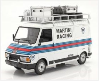IXO18RMC059XE - Hulpvoertuig FIAT 242 MARTINI RALLYE TEAM