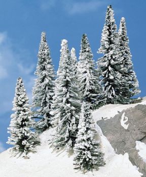 HEK2161 - 8 besneeuwde bomen 7-12 cm