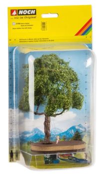 NOC21768 - Boom met een schommelende microbeweging