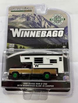 GREEN30410-VERT - DODGE Ram D-250 Royal SE, Zwart, 1990, met groene velgen en Winnebago camper, WIKKEBAGO-serie, nog in blisterverpakking