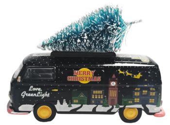 GREEN30564-A - VOLKSWAGEN Type 2 bestelwagen uit 1971 uit de CHRISTMAS COLLECTION 2025-serie, nog in de originele blisterverpakking.