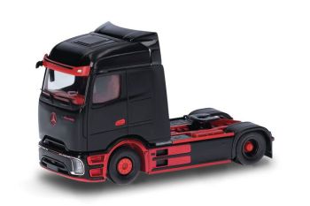 HER318211 - MERCEDES BENZ Actros 600 4x2 zwart en rood