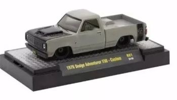 M2M-32600-81-F - DODGE Adventurer 150 - Custom 1976 grijs