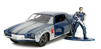 JAD33073 - CHEVROLET Camaro met Winter Soldier 1973 AVENGERS beeldje