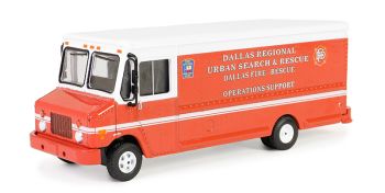 GREEN33250-B - STEP Van 2019 H.D TRUCKS Dallas Brandweer in blisterverpakking