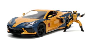 JAD33354 - CHEVROLET Corvette Stingray met WOLVERINE 2020 MARVEL X-MEN figuur.