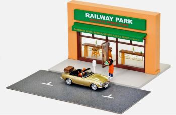 TOM335269 - Caféterras met gouden Honda S800 en accessoires