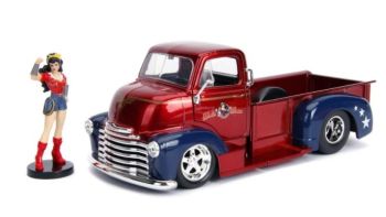 JAD30453 - 1952 CHEVROLET Chevy COE pick-up met WONDER Woman