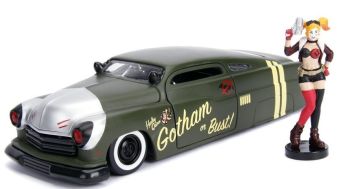 JAD30456 - MERCURY 1951 met Harley Quinn