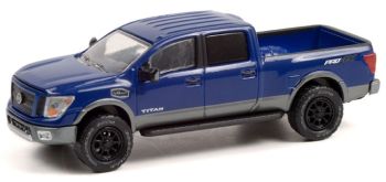 GREEN35210C - NISSAN Titan XD PRO-4X 2018 ALL-TERRAIN in blisterverpakking