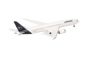 HER535946-002 - BOEING 787-9 D. LUFTHANSA D-ABPC Kiel