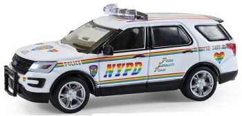 GREEN43050-C - FORD Explorer 2016 NYPD - New York Police Department uit de HOT PURSUIT-serie (in blisterverpakking)