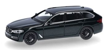 HER430708-004 - BMW 5 Touring G31 metallic groen