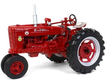 ERT44269 - FARMALL Super M rijcultivator met FFA logo