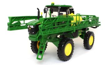ERT46696 - Zelfrijdende sproeier JOHN DEERE R4023 - Big Farm