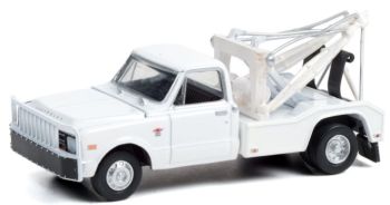 GREEN46070-A - CHEVROLET C-30 Sleepwagen 1968 Wit in Blister