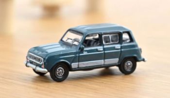 NOREV510089 - RENAULT 4 1986 Clan Sequoia Groen