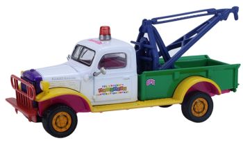 GREEN54120-C - Dodge Power Wagon Wrecker uit 1945 - Bill uit de Garbage Pail Kids-serie, nog in de originele blisterverpakking.