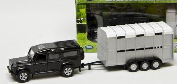 KID521726 - LAND ROVER met veewagen