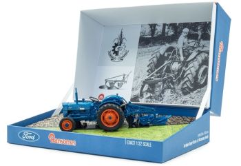 UH6377 - FORDSON Super Dexta met RANSOMES TS 54A 2 korps ploeg - Beperkt tot 1000 exemplaren.