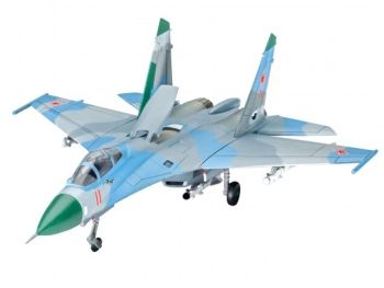 REV63948 - Modelset Su-27 Flanker met schilderij om in elkaar te zetten